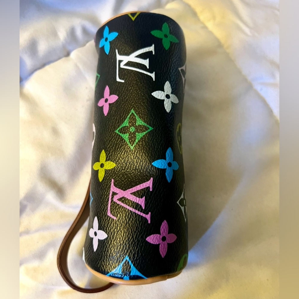 👑✅PRICE FIRM✅ Black Multicolor Monogram Mini Barrel Cosmetic Case. Brand new! - Picture 4 of 14